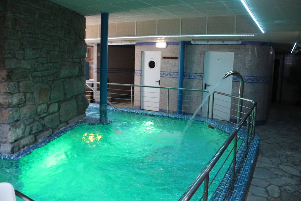 Balneario Caldas de Luna 31/50