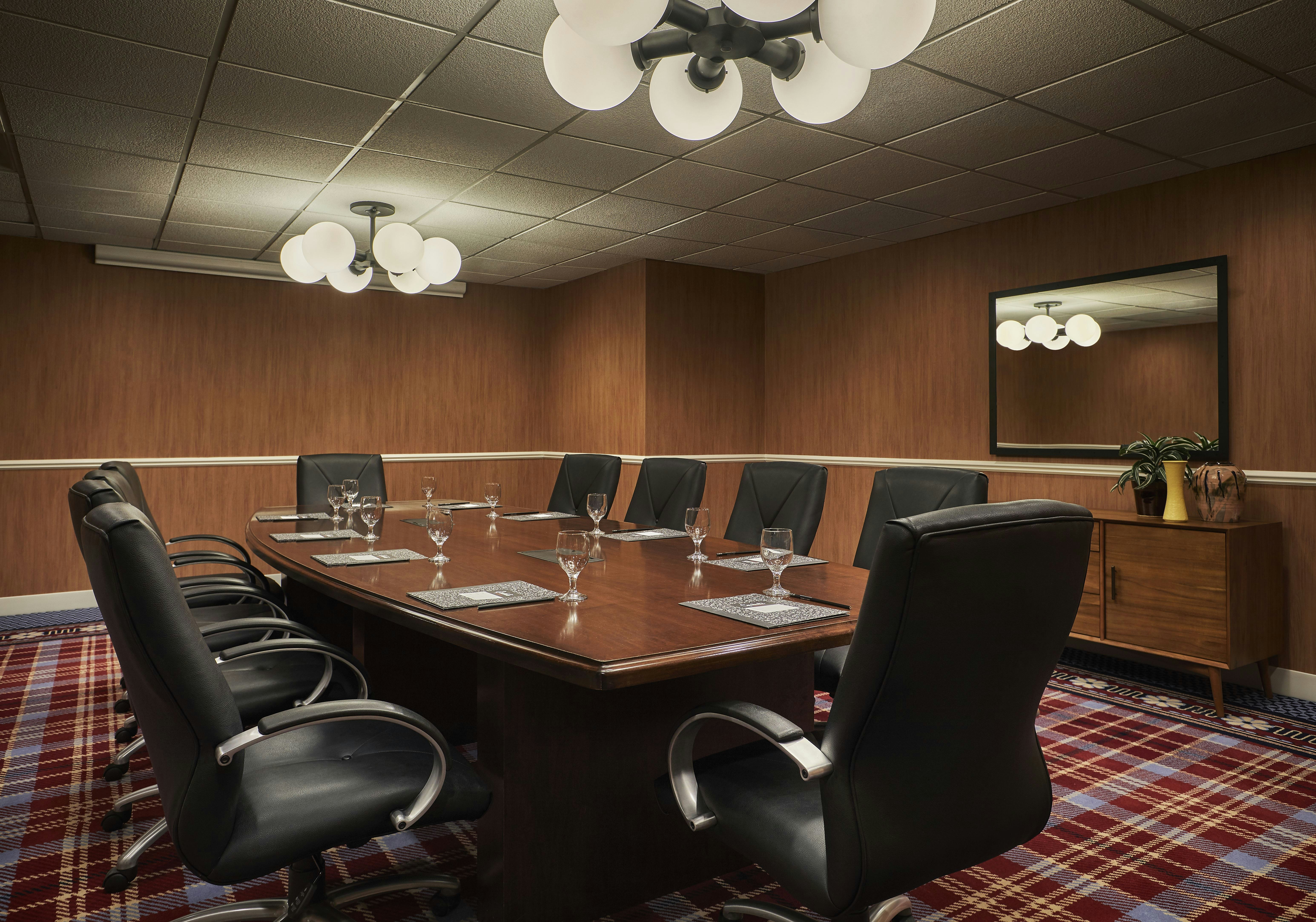 Graduate by Hilton Lincoln 38/50