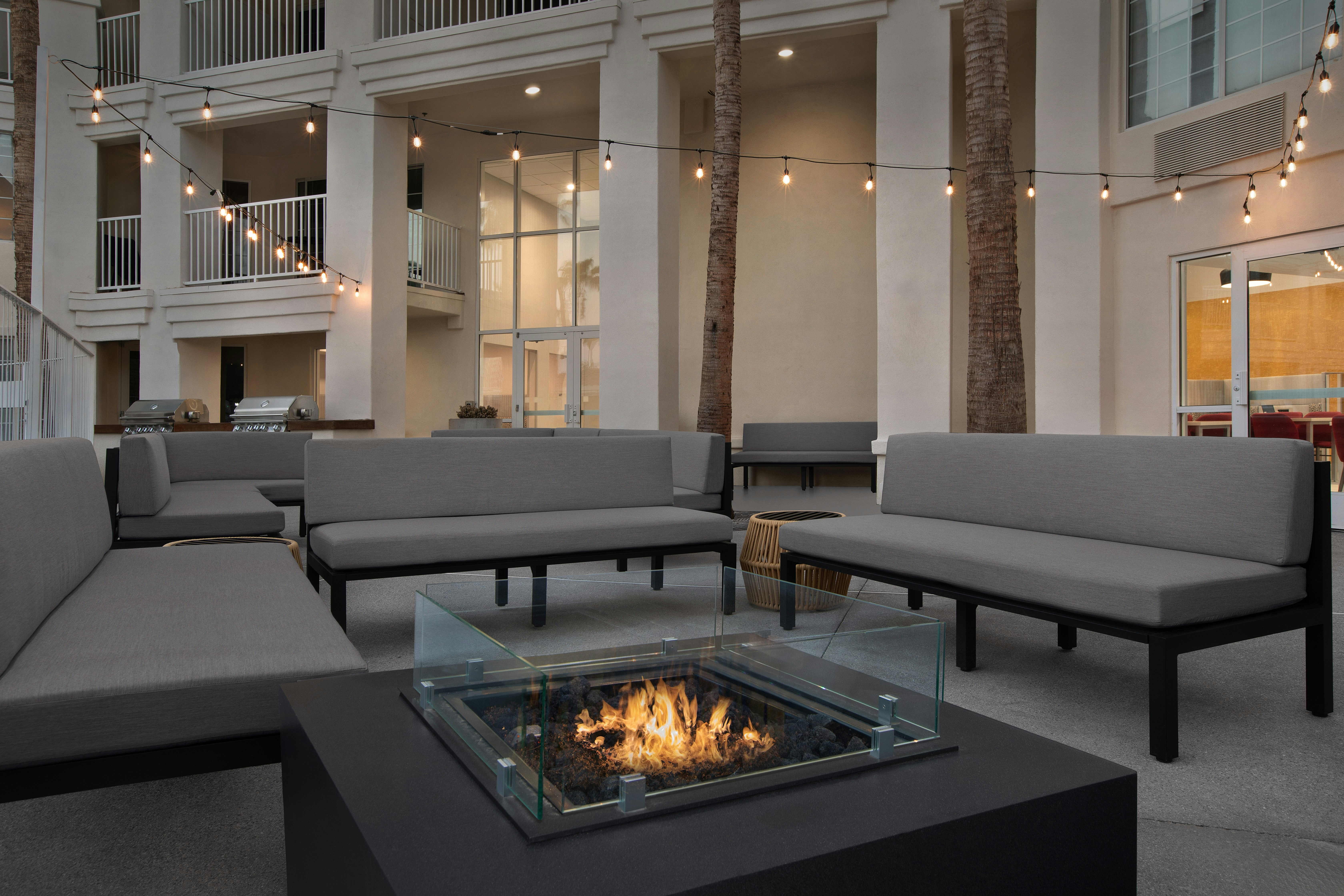 Home2 Suites by Hilton Scottsdale Old Town 11/22