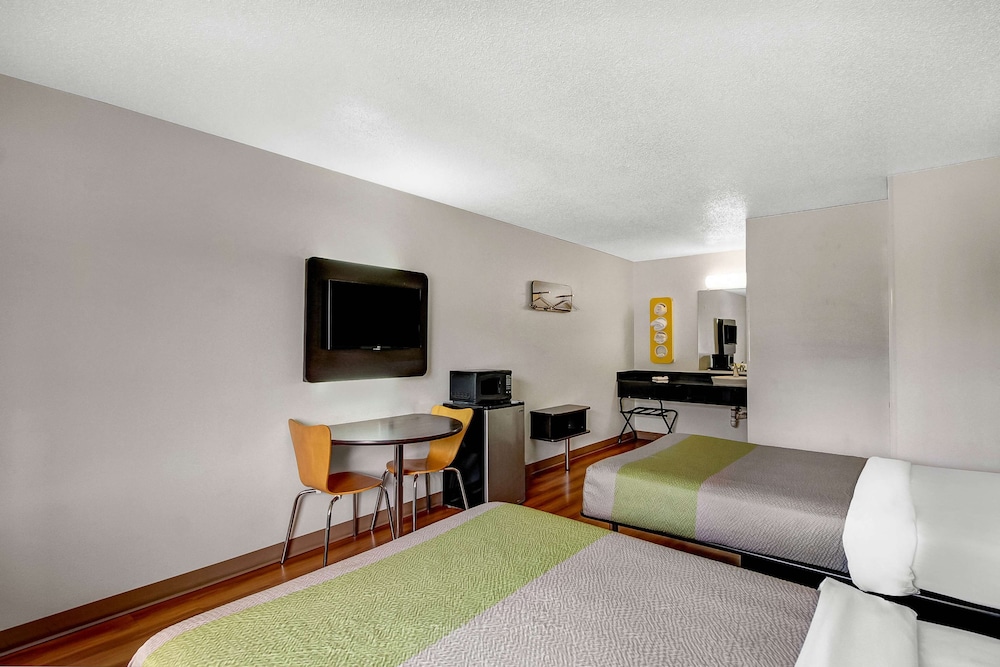 Motel 6 Charles Town Wv 44/60