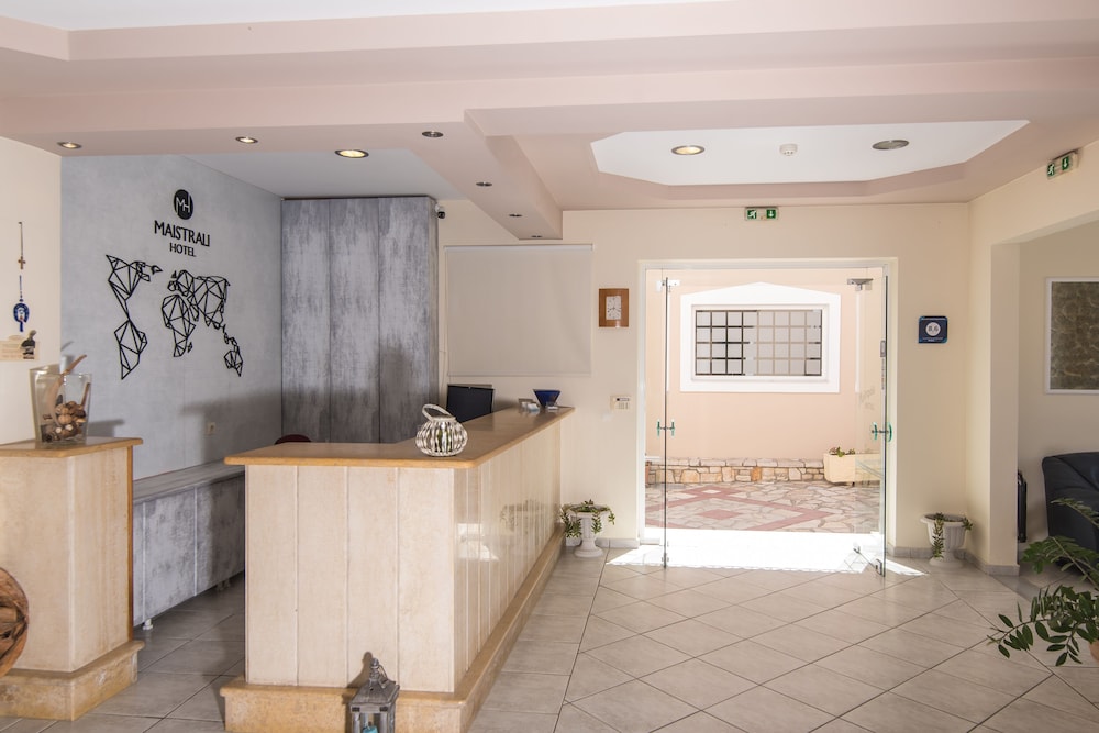 Maistrali Hotel 6/47