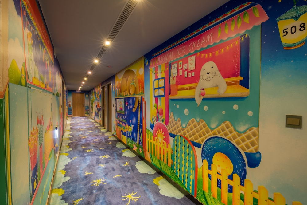 Legend Hotel Pier 2 50/66
