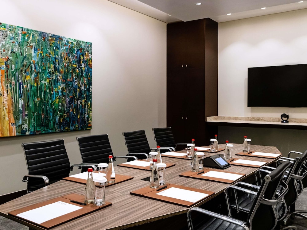 Movenpick Ambassador Hotel Accra 38/50
