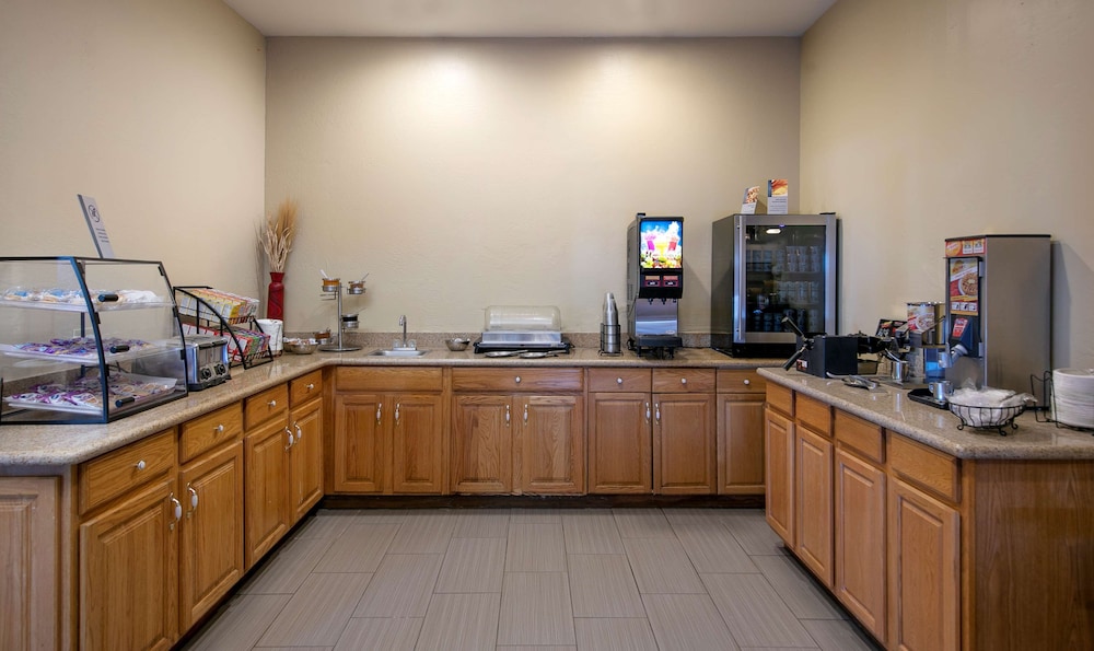 Best Western Liberty Inn 23/26