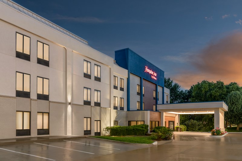 Hampton Inn Olathe 3/43