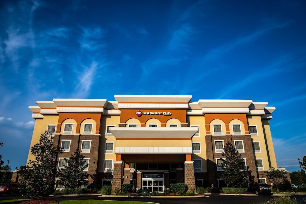 Best Western Plus Goodman Inn & Suites 3/31