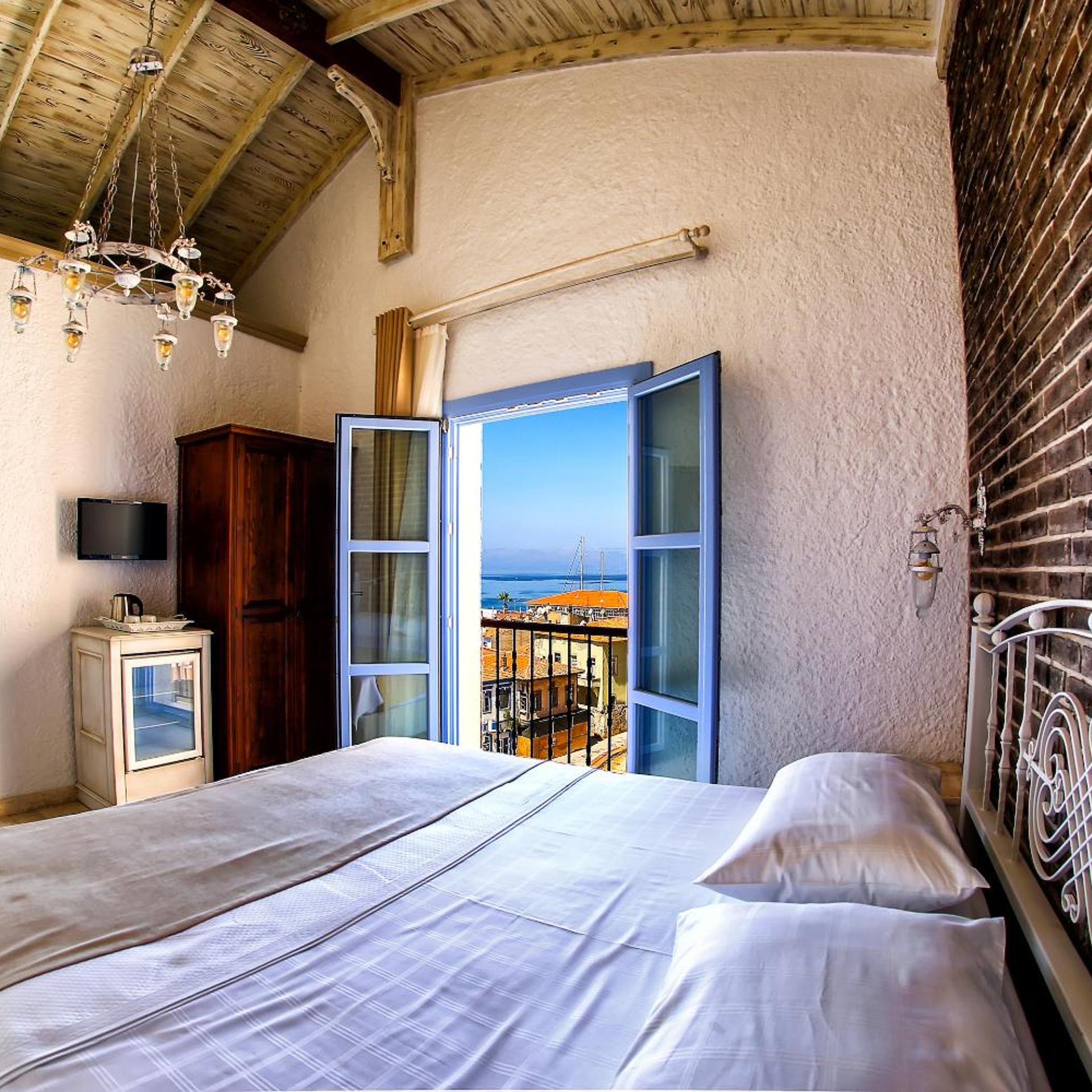 Deluxe, Terrace, Attic