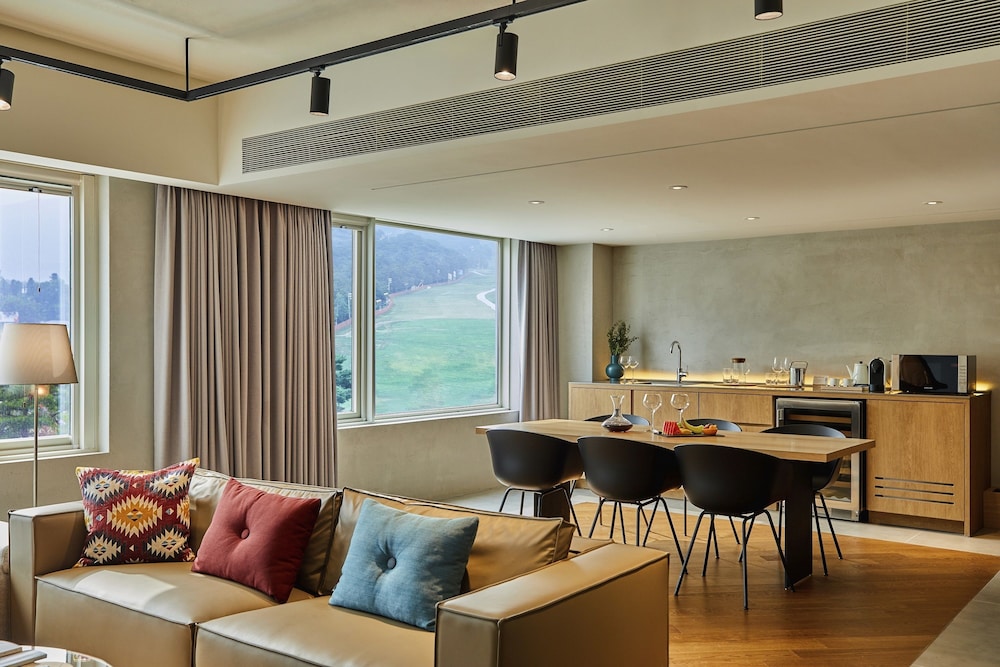 Phoenix Hotel Pyeongchang 52/76