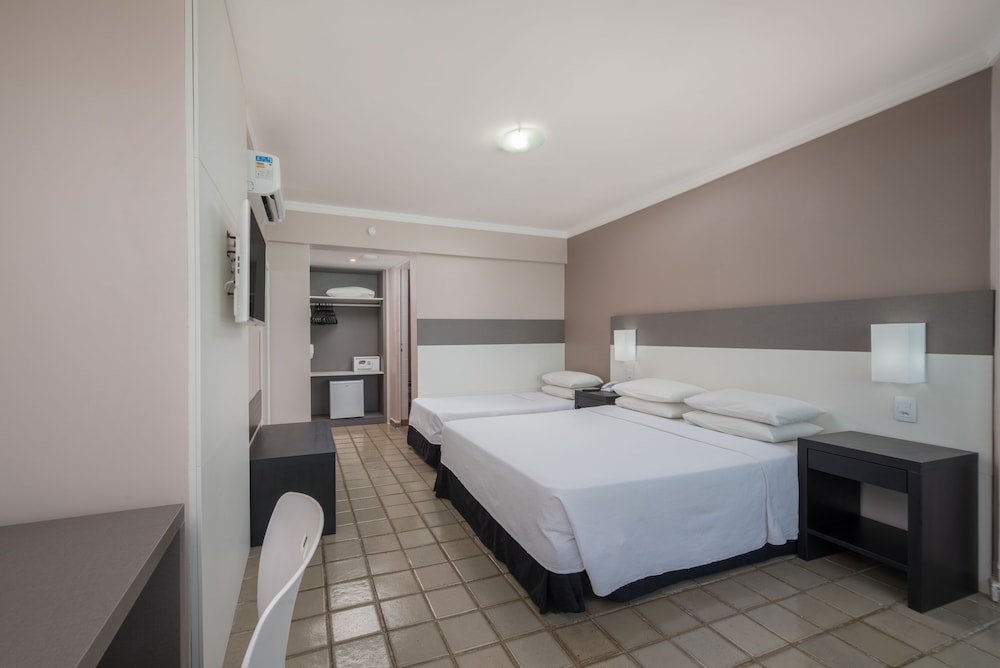 Hotel Sete Coqueiros 12/25
