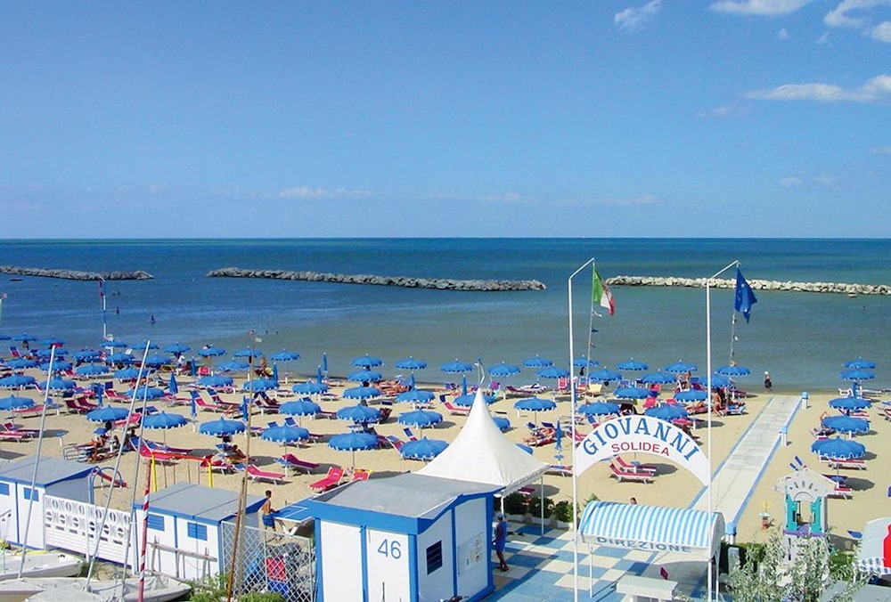 Hotel Solidea 49/53