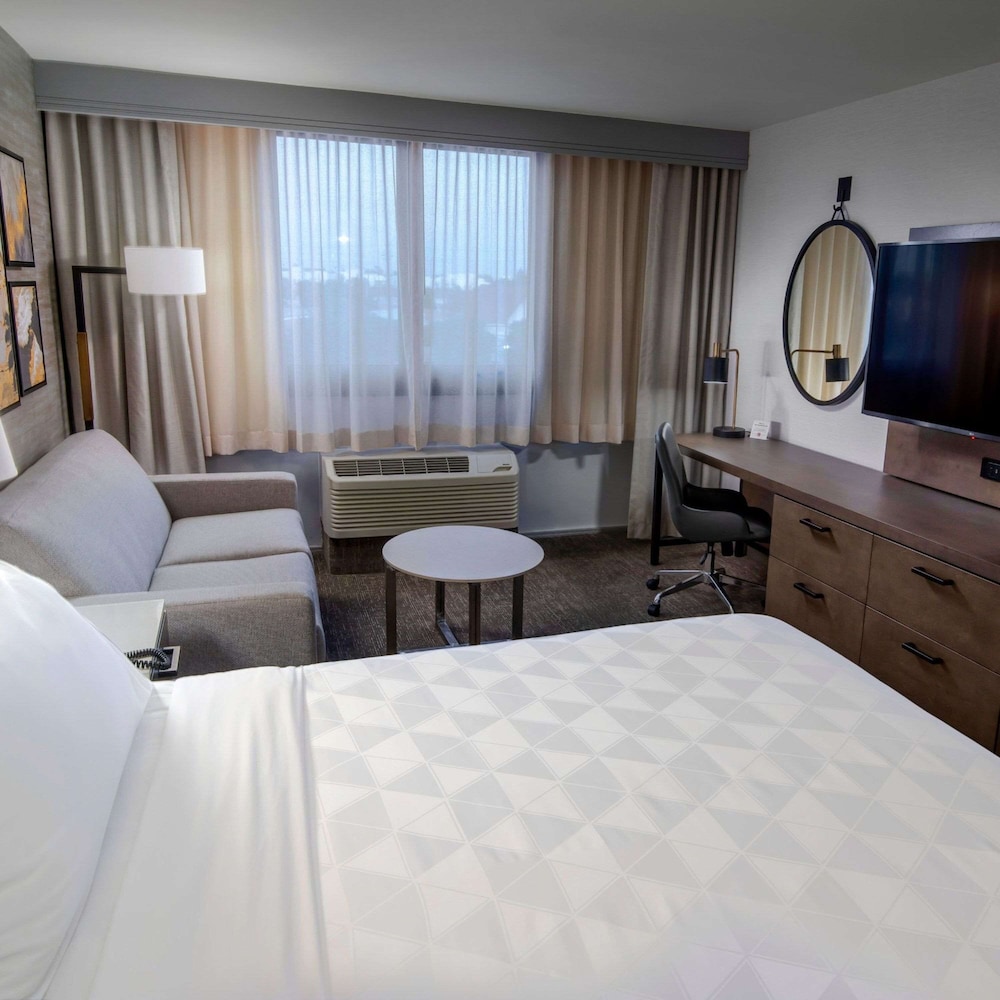 DoubleTree by Hilton Buena Park 15/57