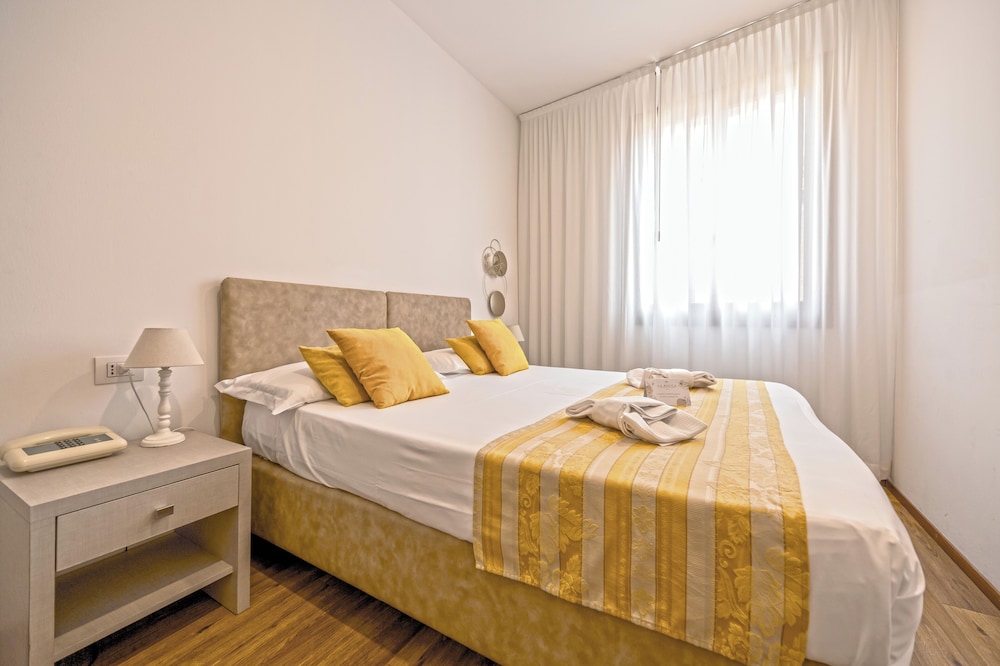 Albergo La Rocca 16/50