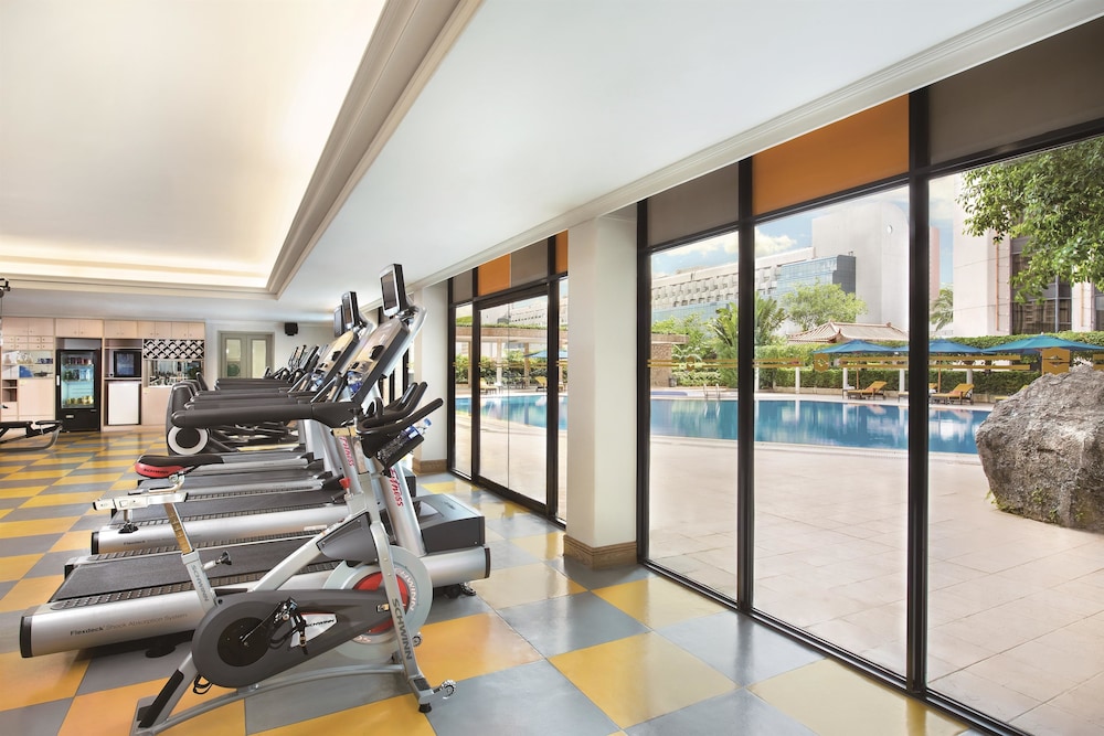 Shangri-La Shenzhen 27/50