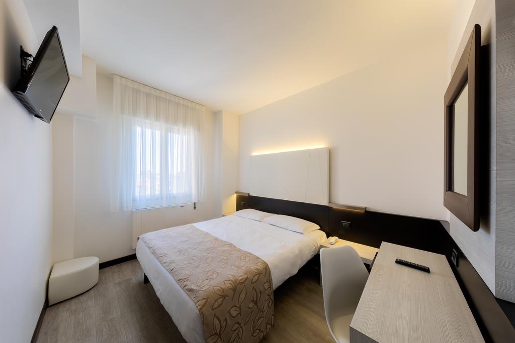 غرفة قياسية بسرير مزدوج، Ambasciatori Hotel Venice Mestre, Tapestry Collection by Hilton 3/3