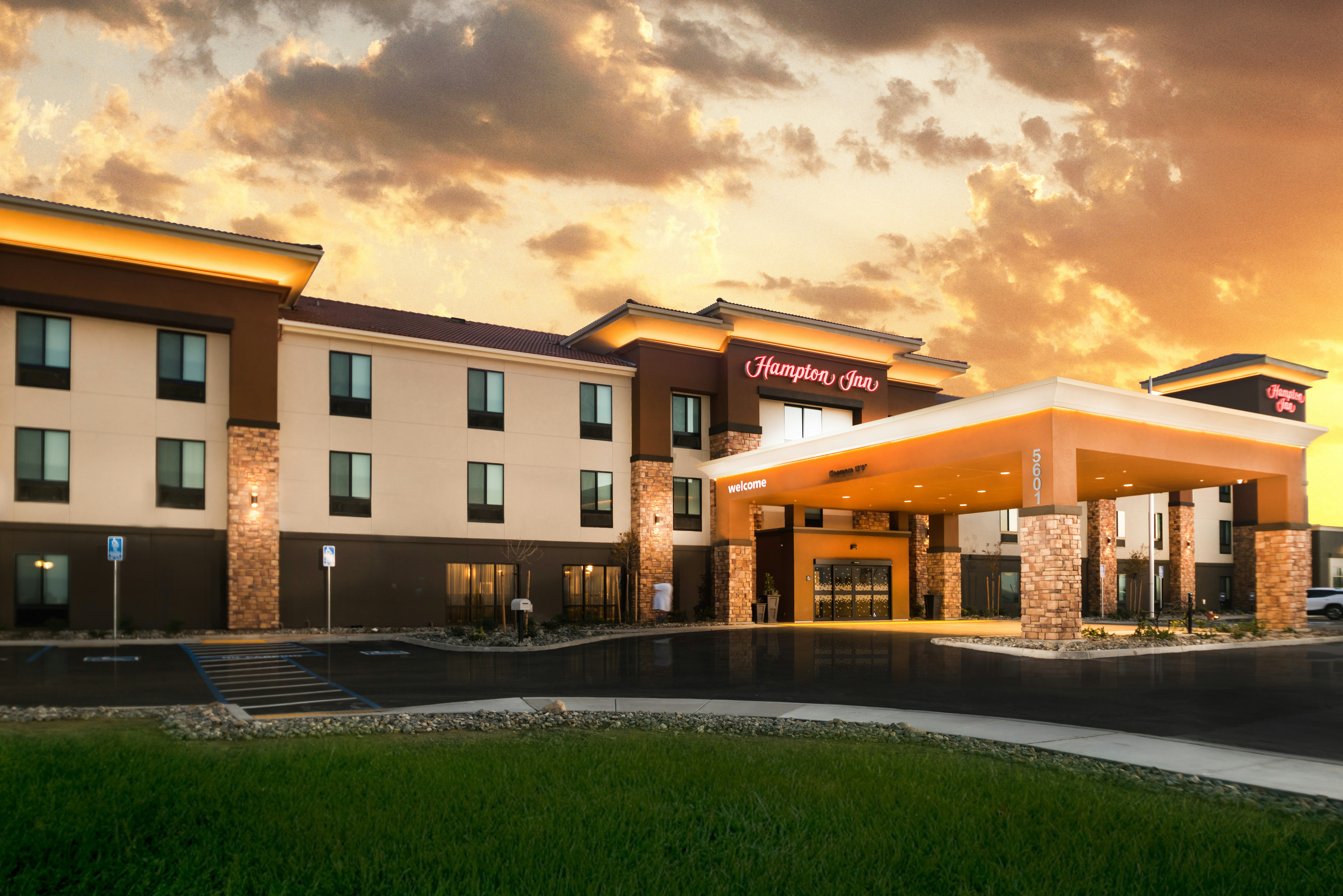 HAMPTON INN ARVIN TEJON RANCH CA in ARVIN - CA
