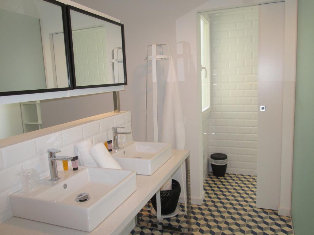 HOTEL VILA DE PREMIA 21/24