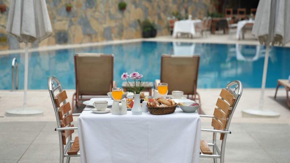 Elite Hotel Dragos 44/56