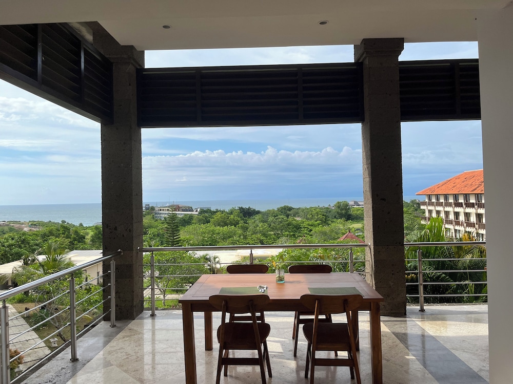New Kuta Hotel, Uluwatu 21/24