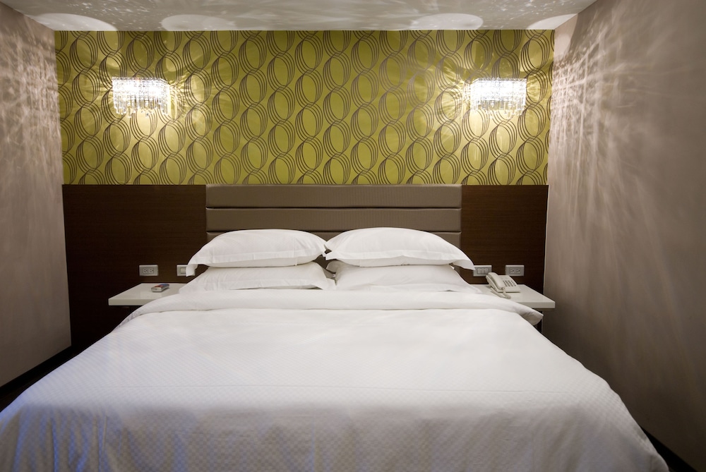 The Riverside Hotel Esthetics 31/60