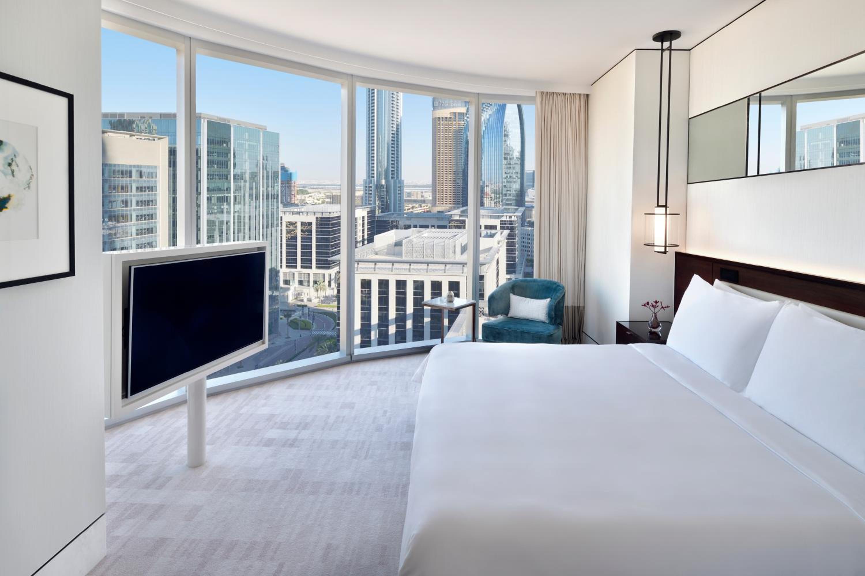 Executive Suite Sky  View