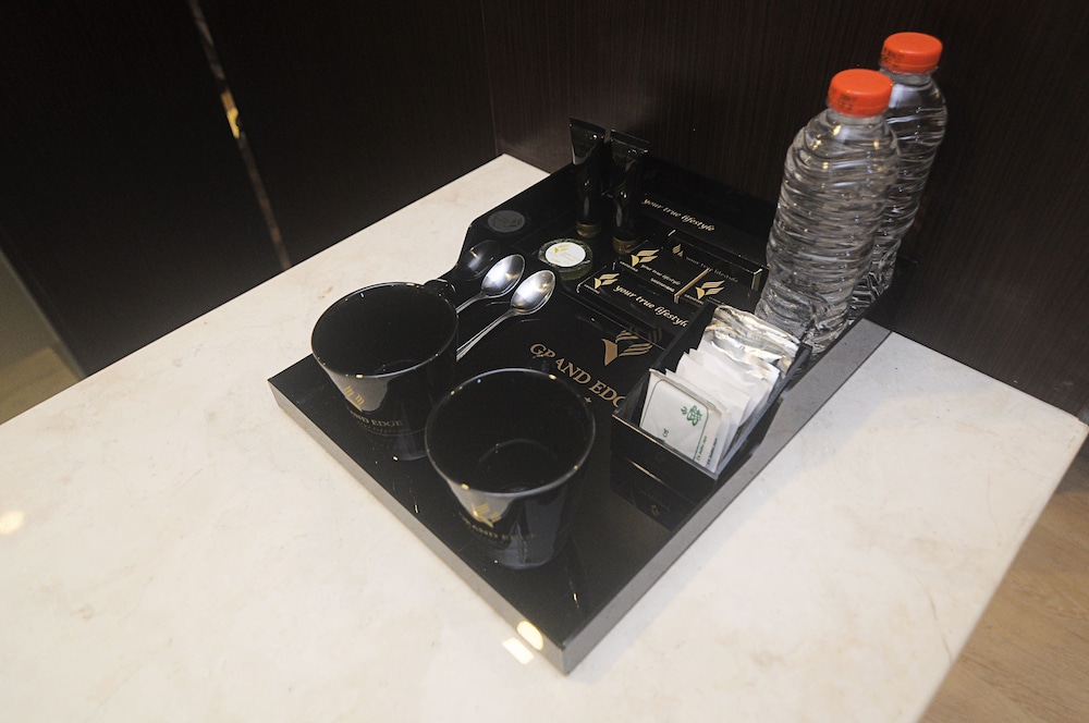 Grand Edge Hotel Semarang photo3