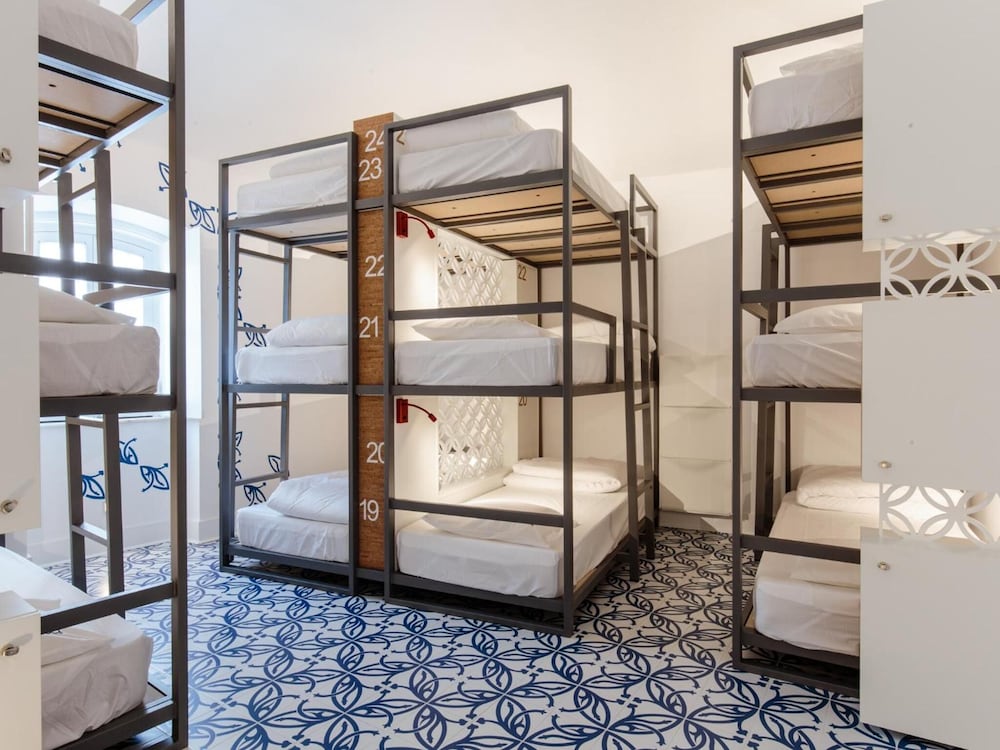 Heaven Inn Evora Hostel 20/60