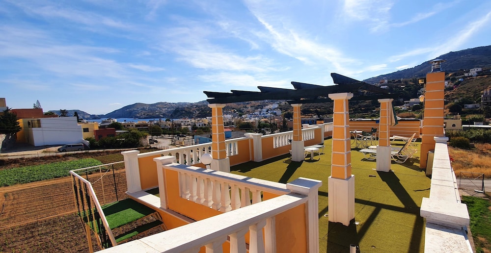Dioskouroi Apartments in MALEVIZI