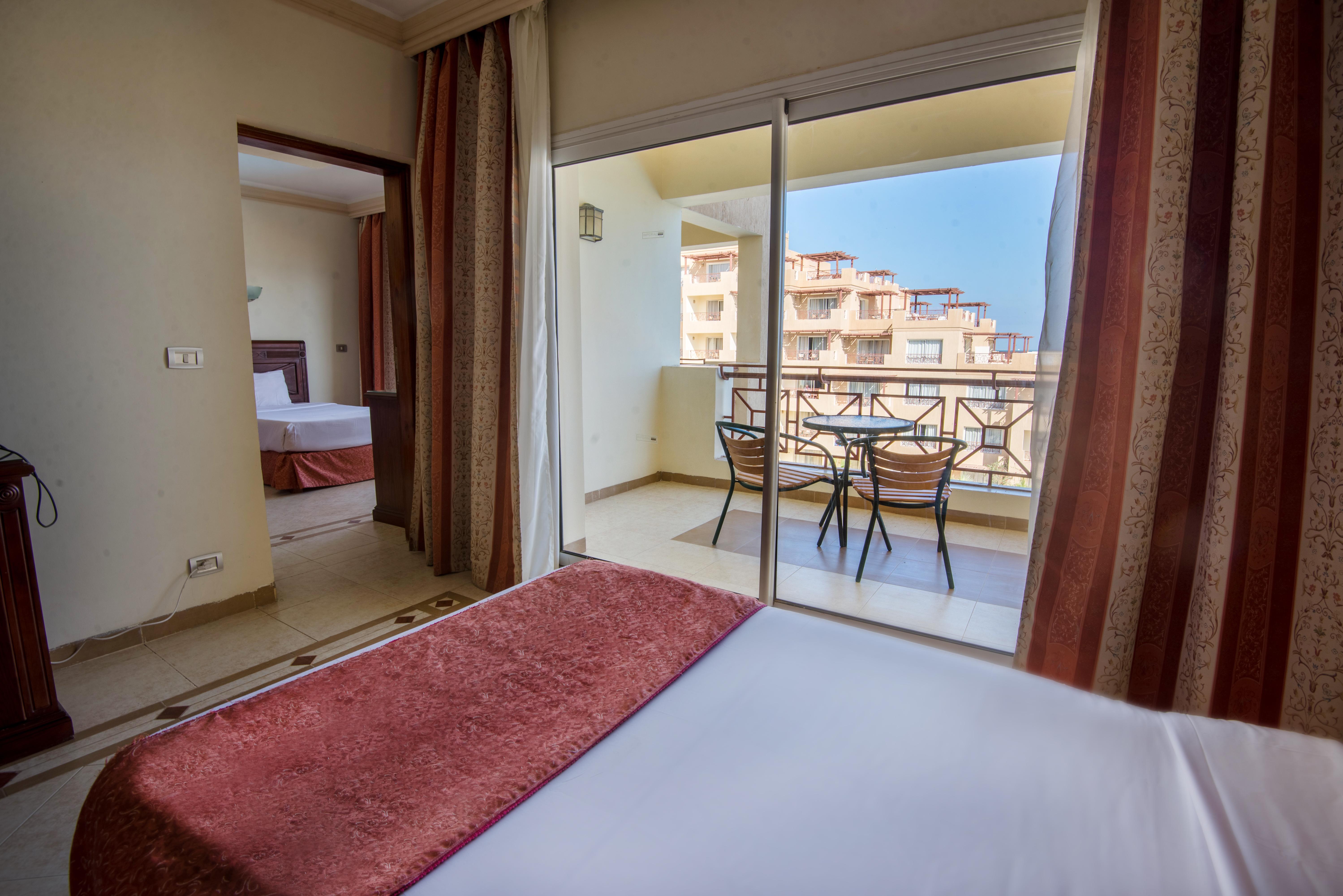 غرفة عائلية، Imperial Shams Abu Soma 2/2