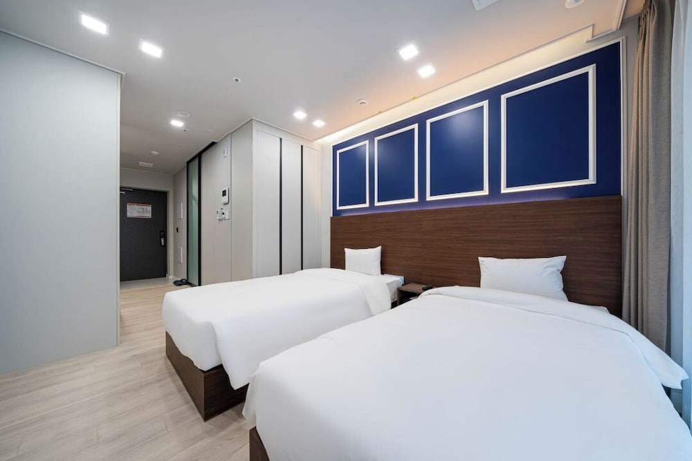 STANDARD, TWIN BEDS