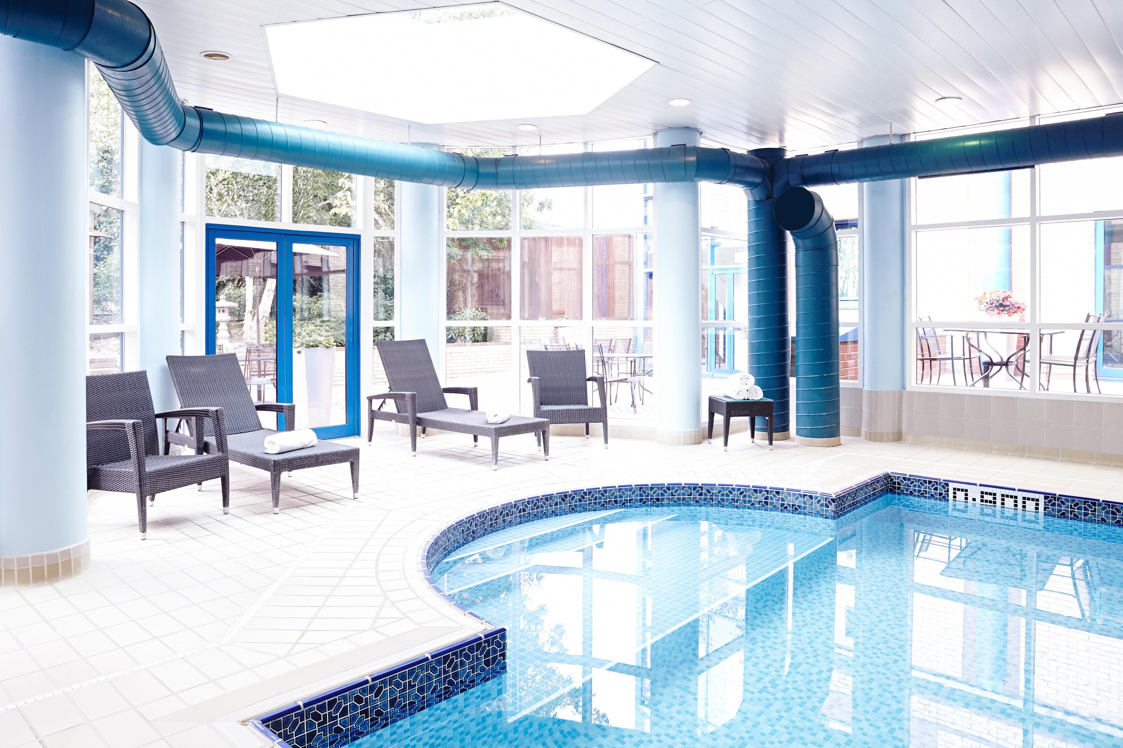 Novotel London Heathrow Airport - M4 Jct 4 Hotel 18/50