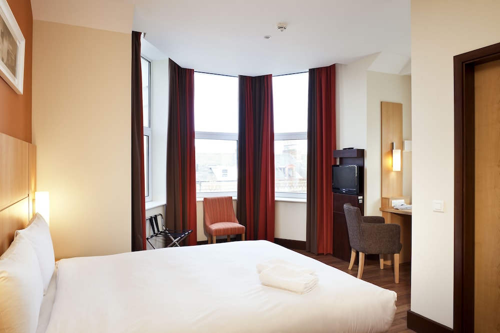Ibis Belfast Queens Quarter 18/46