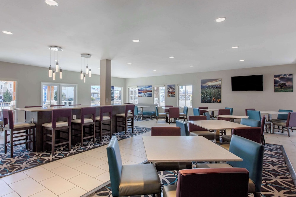 Cielo Hotel Bishop-Mammoth, an Ascend Collection Hotel 35/50