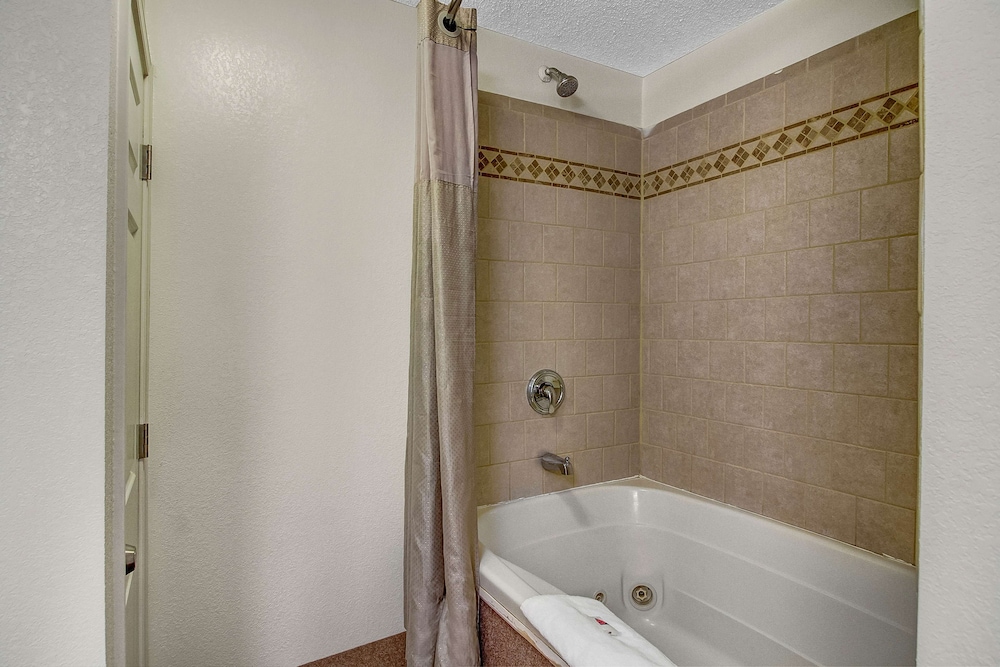 Motel 6 Charles Town Wv 19/60
