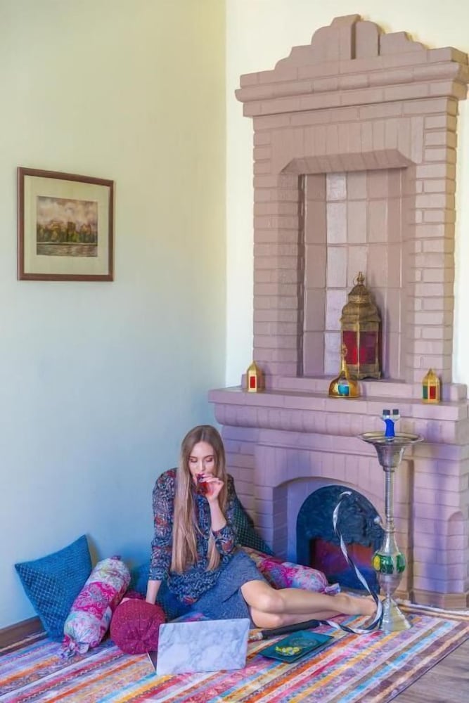 Sahil Inn Hotel 31/45