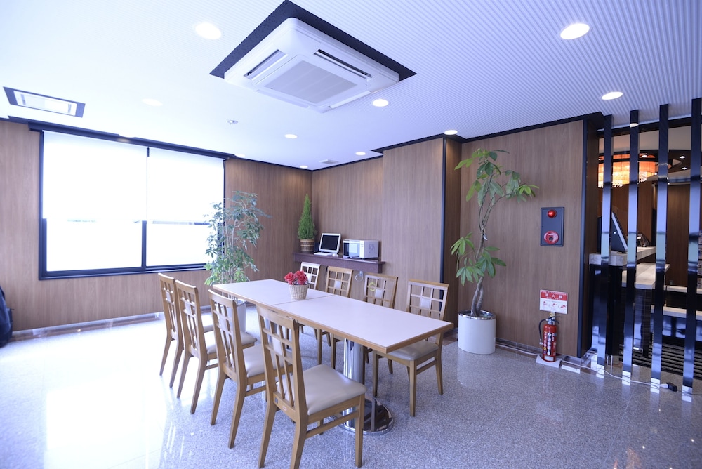 APA Hotel Nishimaizuru-Ekimae 37/40