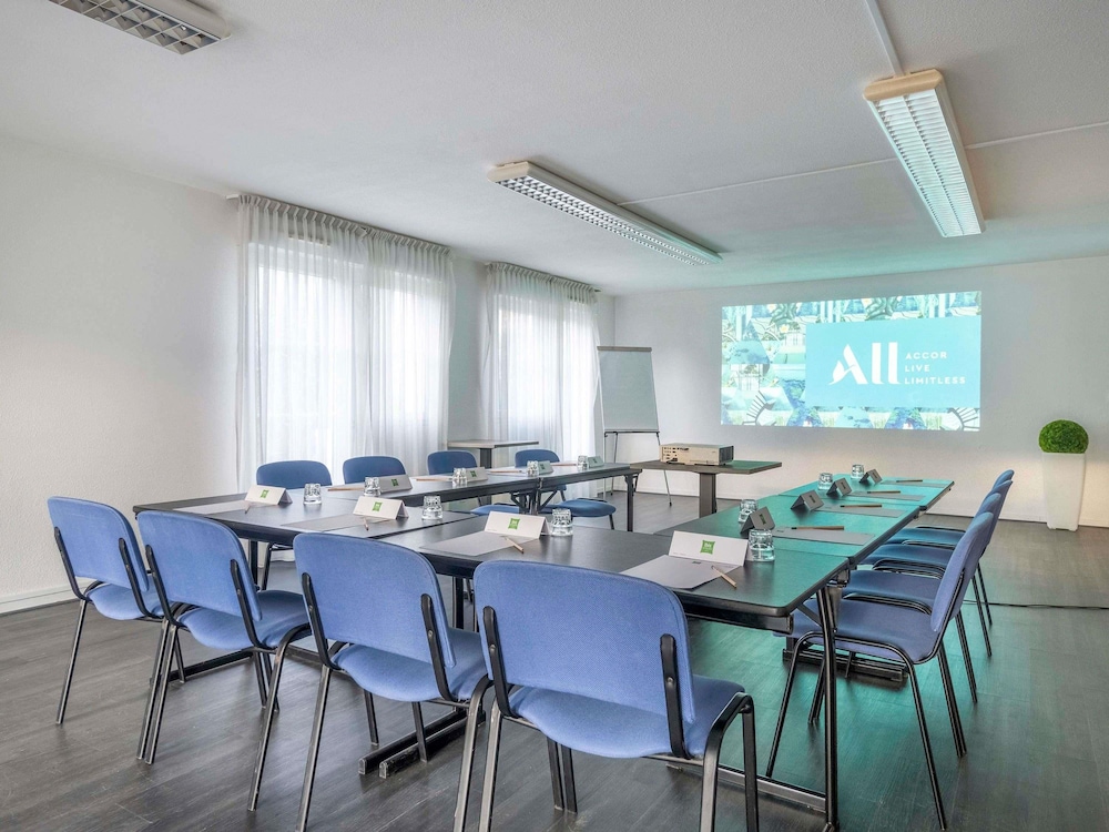 Ibis Styles Marennes Oleron 41/53