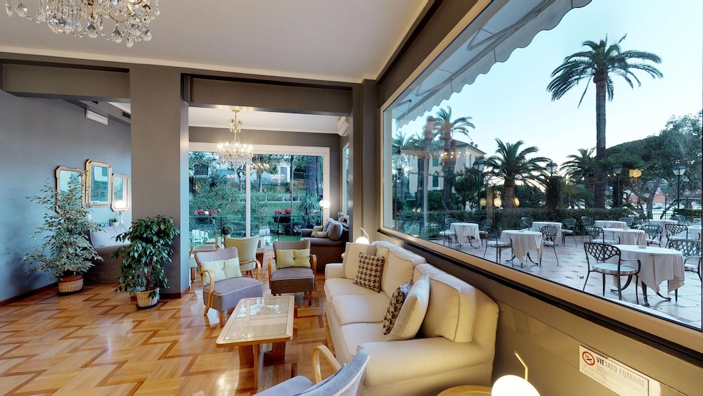 Hotel Metropole 35/46