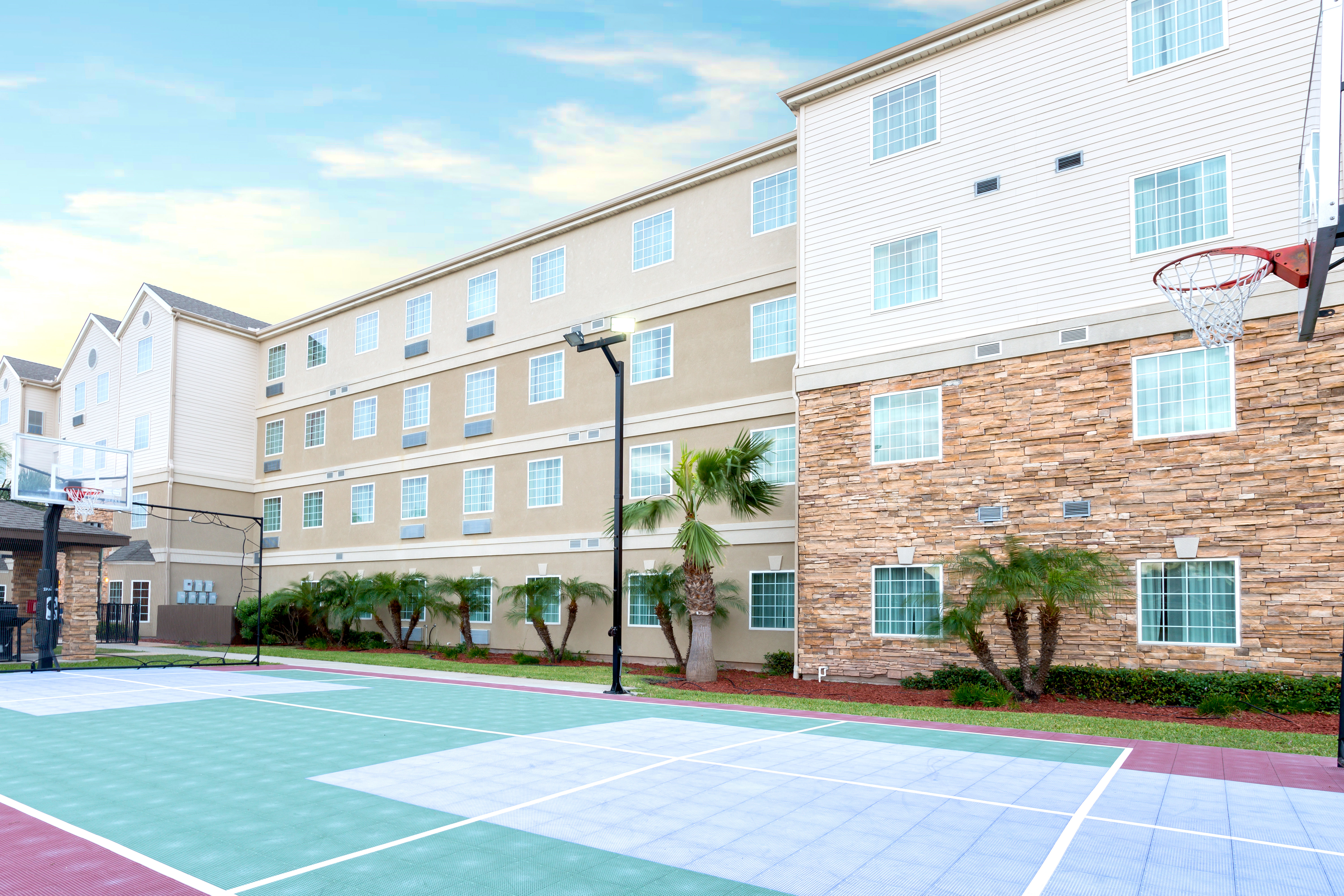 STAYBRIDGE SUITES BROWNSVILLE 36/73