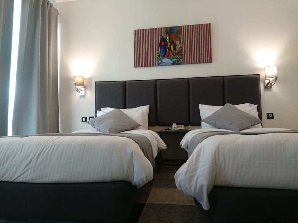 Superior, Double or Twin Bed, City View