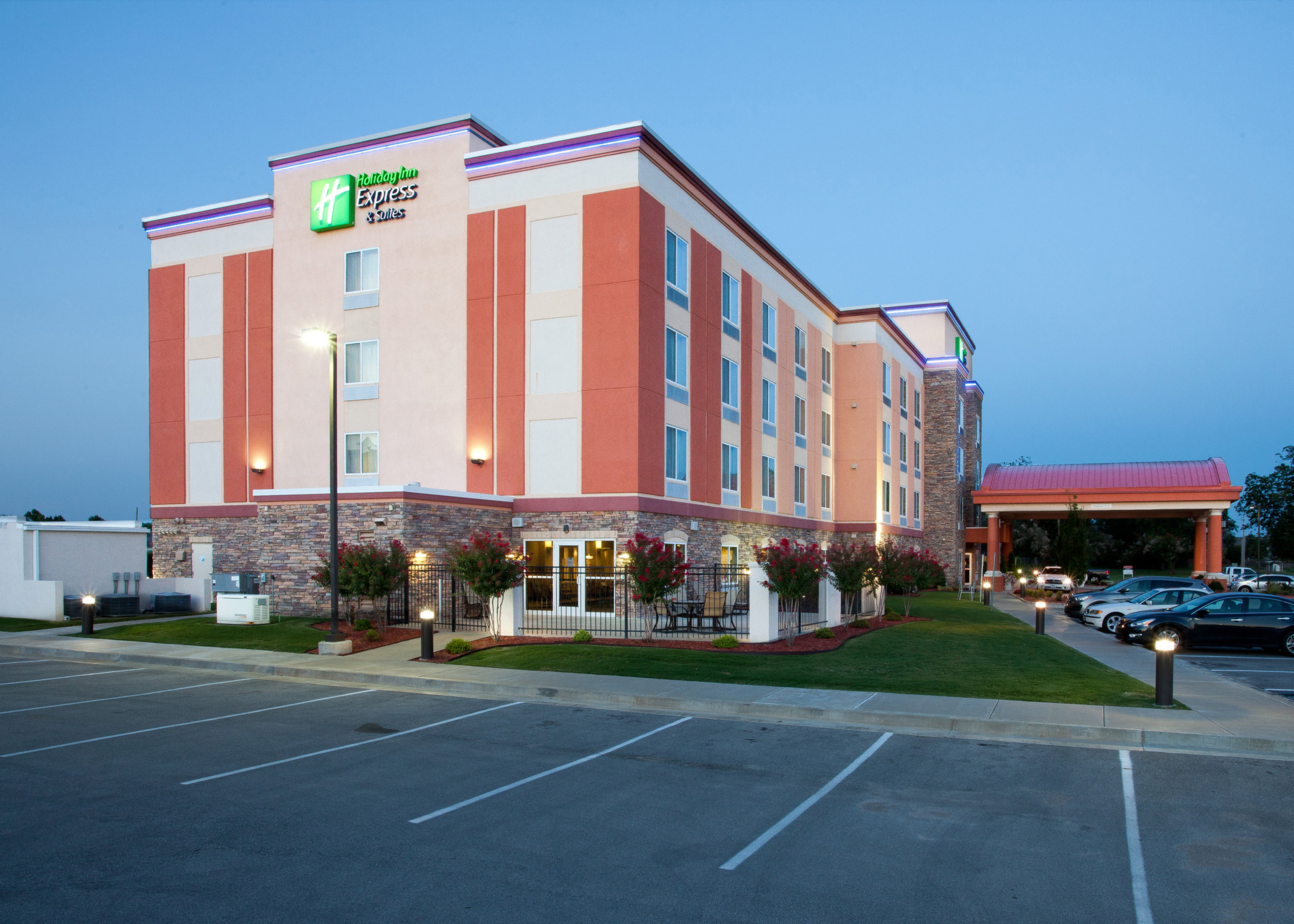 Holiday Inn Express Hotel & Suites Tulsa South Bixby 45/50