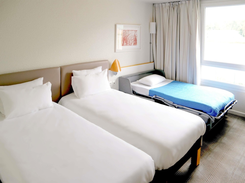 Novotel Grenoble Nord 15/78