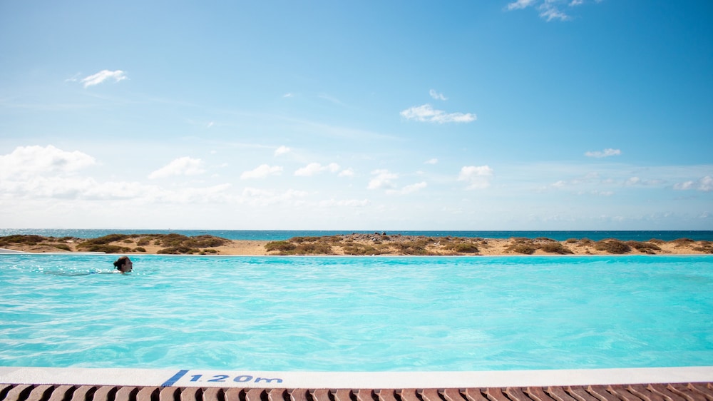 Hotel LIVVO Budha Beach 34/70