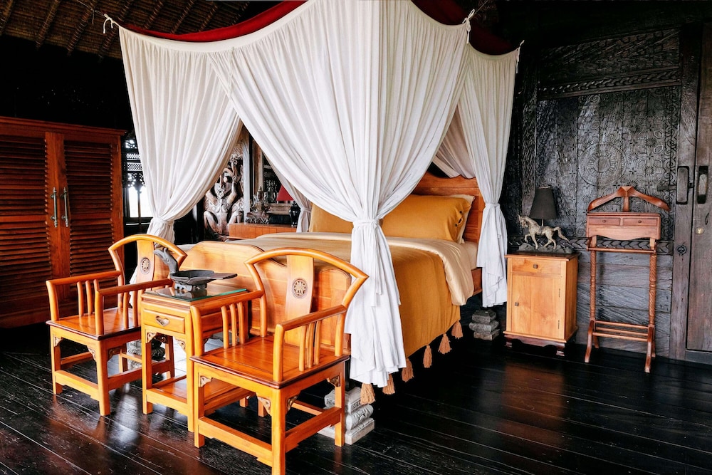 Most Exotic Beachfront Villa Keong 26/67
