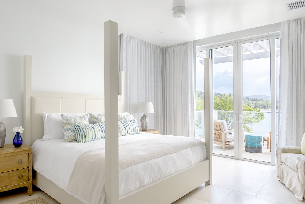 Windjammer Landing Resort and Residences 22/84