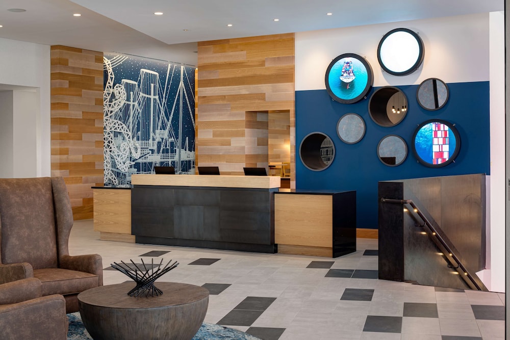 Hyatt Place Boston Seaport District 6/47