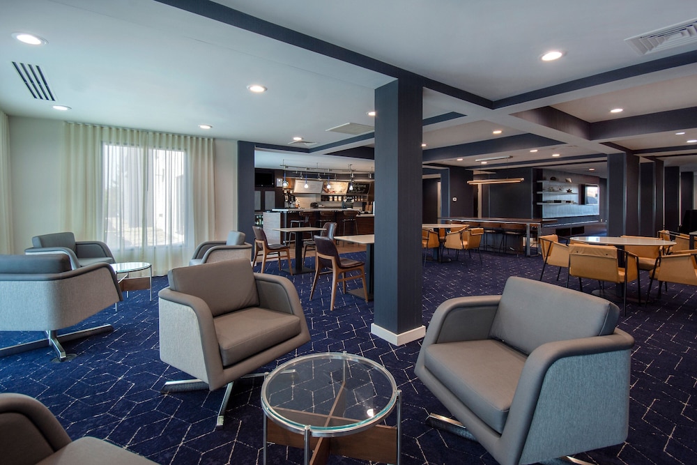 Courtyard by Marriott Cincinnati Airport 30/46