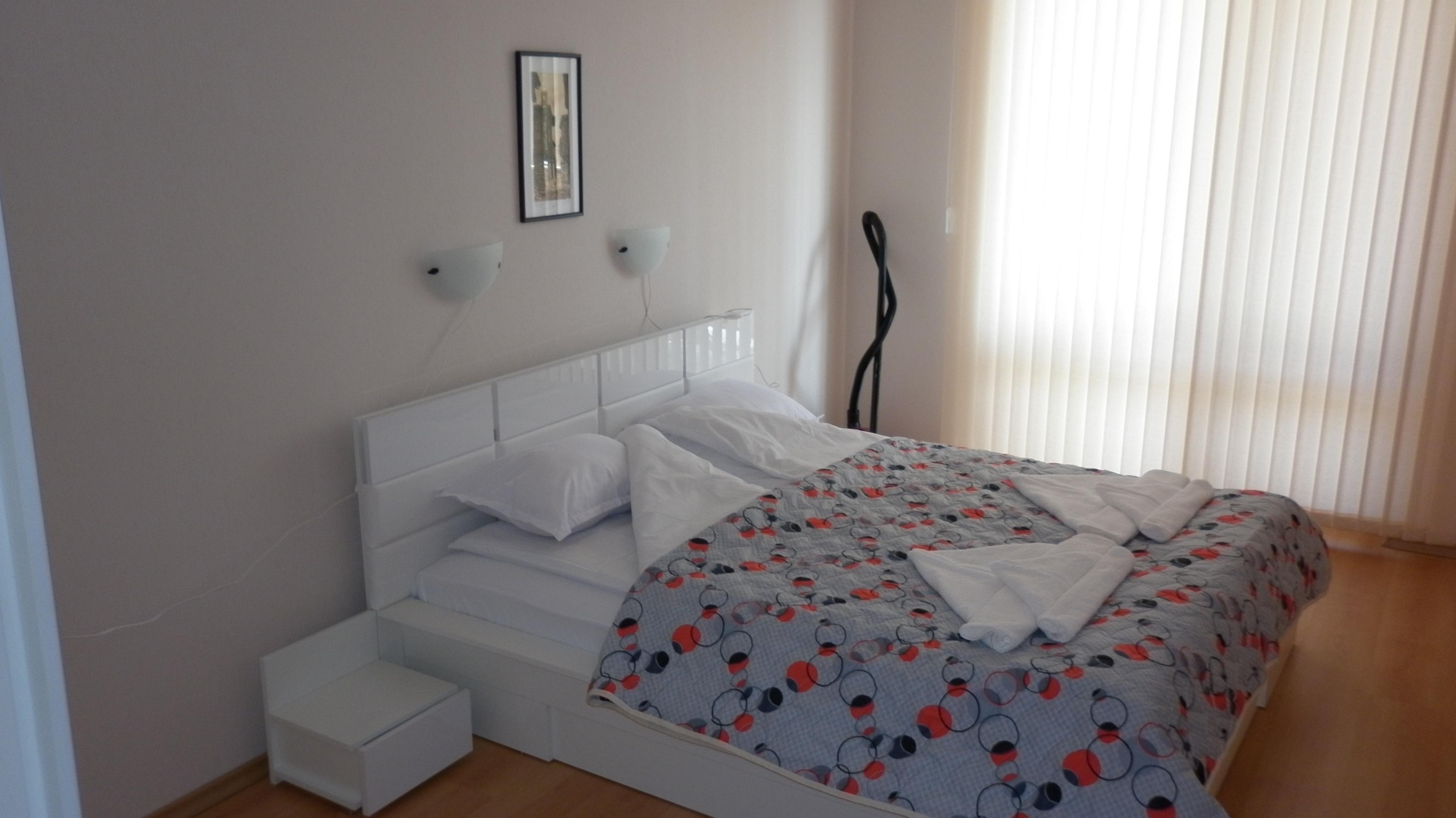 2 Bedrooms, Apartment, Balcony or Terrace