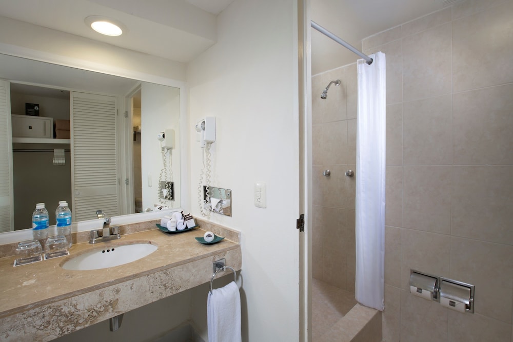 Grand Oasis Palm All Inclusive 49/49
