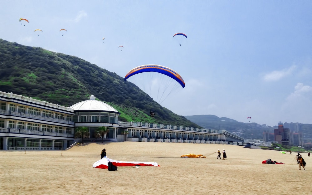 White House Beach Resort 53/71