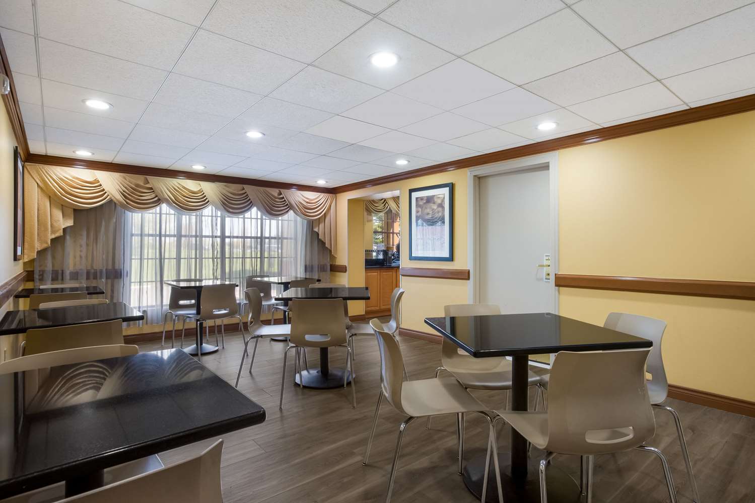 Quality Inn Near Princeton 23/33
